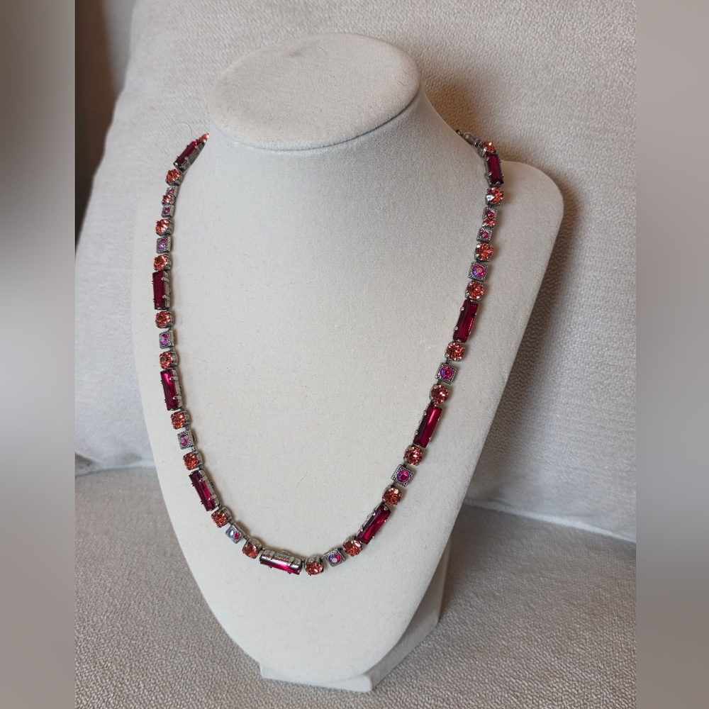 Sorrelli Crystal Necklace -Ruby Red & Coral Rhinestones -Adjustable - Picture 9 of 9